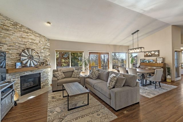 99 Ridgecrest Drive, Klamath Falls, OR 97601