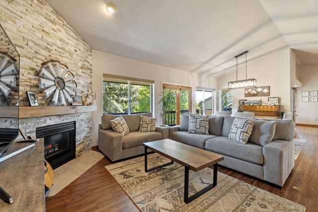 99 Ridgecrest Drive, Klamath Falls, OR 97601