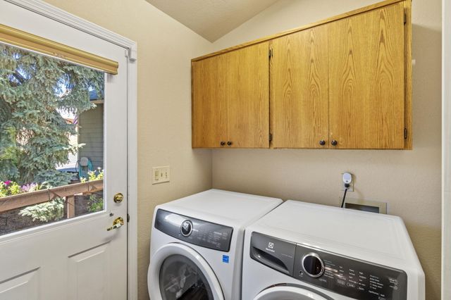 99 Ridgecrest Drive, Klamath Falls, OR 97601