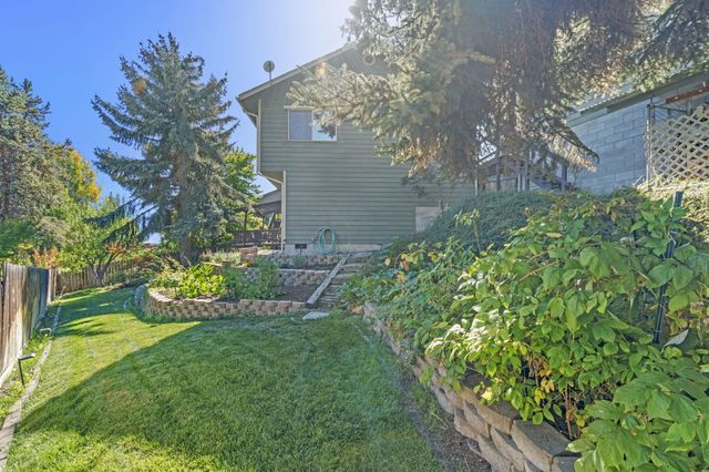 99 Ridgecrest Drive, Klamath Falls, OR 97601