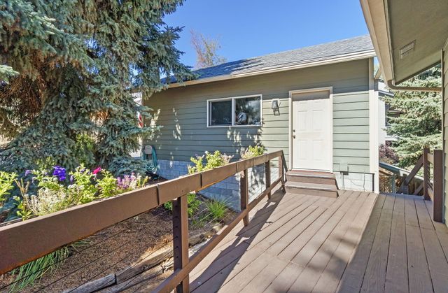 99 Ridgecrest Drive, Klamath Falls, OR 97601