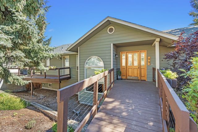99 Ridgecrest Drive, Klamath Falls, OR 97601