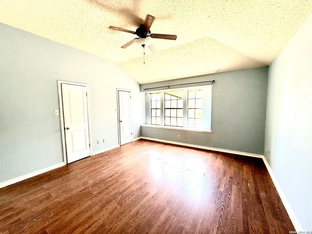 2812 Hidden Grove Ln, Schertz, TX 78154