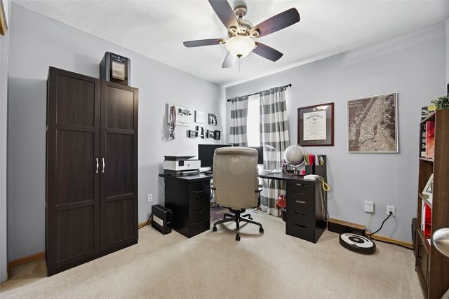 1404 Woolridge Drive, Coralville, IA 52241