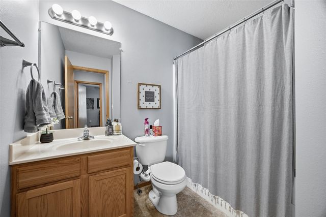 1404 Woolridge Drive, Coralville, IA 52241