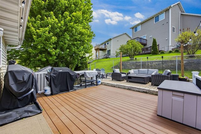 1404 Woolridge Drive, Coralville, IA 52241