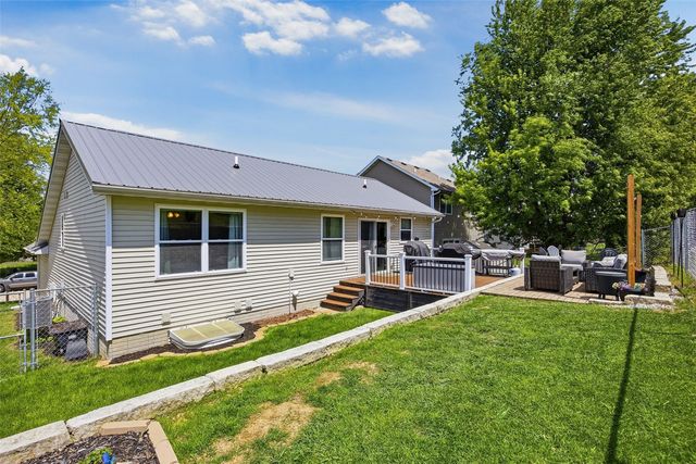 1404 Woolridge Drive, Coralville, IA 52241