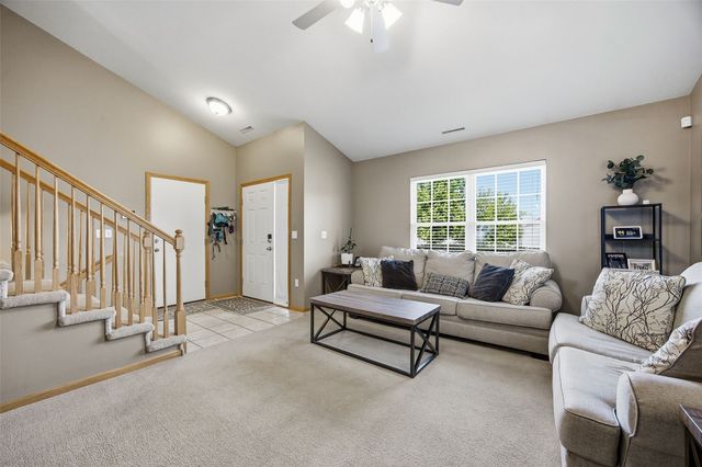1404 Woolridge Drive, Coralville, IA 52241