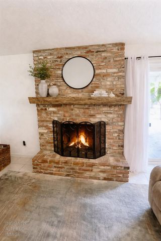 2377 Glacier Dr, Rocklin, CA 95677