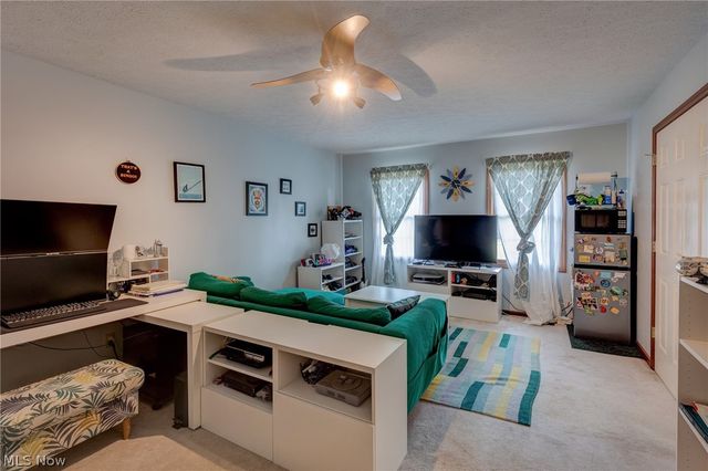 6506 Forestwood Street NW, Canton, OH 44718