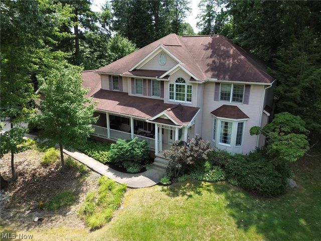 6506 Forestwood Street NW, Canton, OH 44718