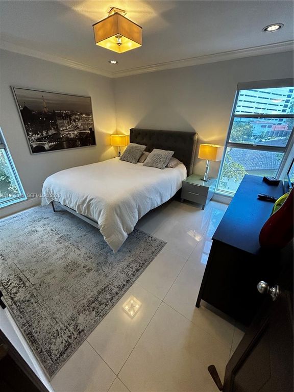 201 178th Dr 434, Sunny Isles Beach, FL 33160