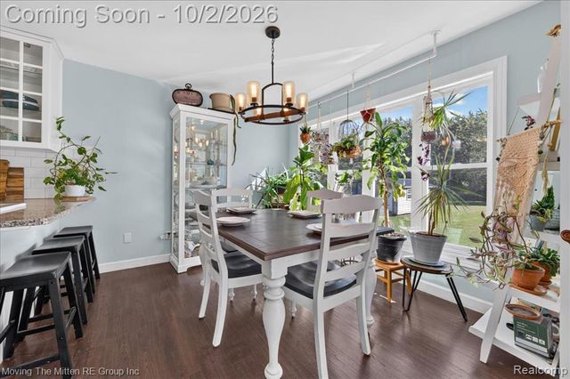 8543 Oakville Waltz Road, Belleville, MI 48111
