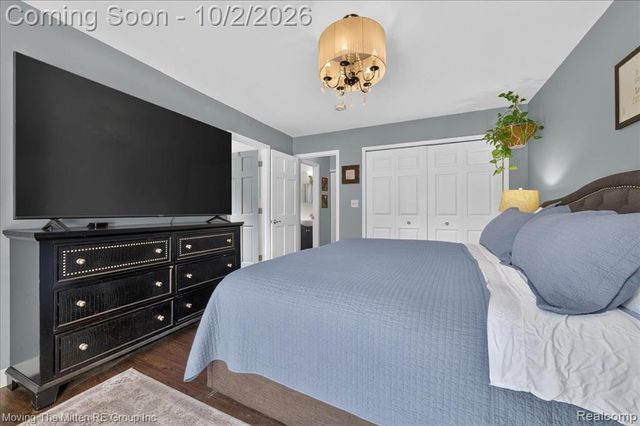 8543 Oakville Waltz Road, Belleville, MI 48111
