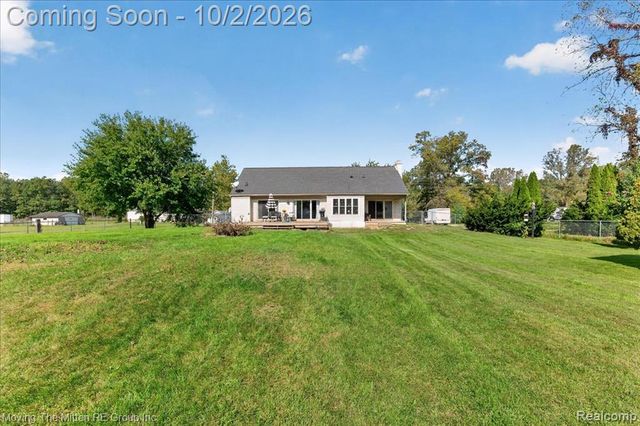 8543 Oakville Waltz Road, Belleville, MI 48111