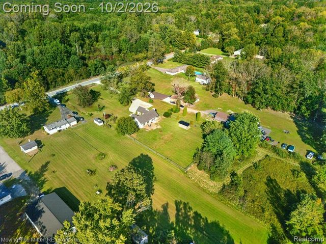 8543 Oakville Waltz Road, Belleville, MI 48111