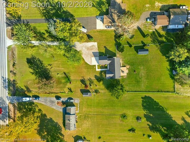 8543 Oakville Waltz Road, Belleville, MI 48111