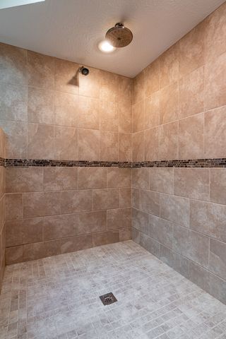 3321 E Ridge Place 0, Bettendorf, IA 52722