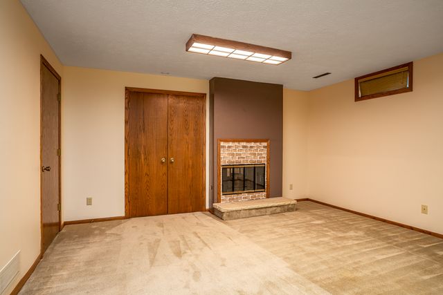 3321 E Ridge Place 0, Bettendorf, IA 52722