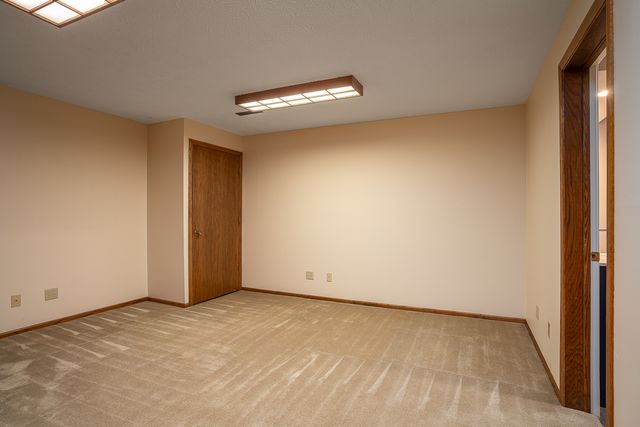 3321 E Ridge Place 0, Bettendorf, IA 52722