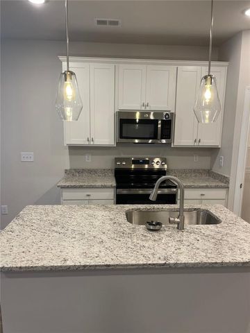 11538 Kimberly Way, Hampton, GA 30228