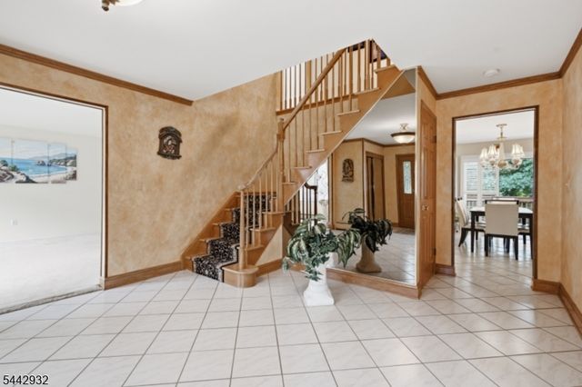 37 Continental Rd, Parsippany-troy Hills Twp., NJ 07950