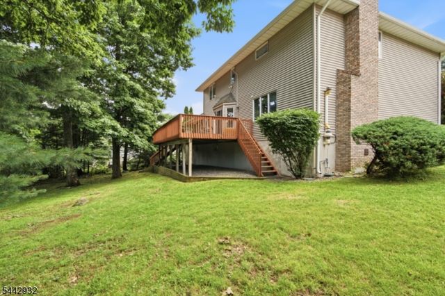 37 Continental Rd, Parsippany-troy Hills Twp., NJ 07950