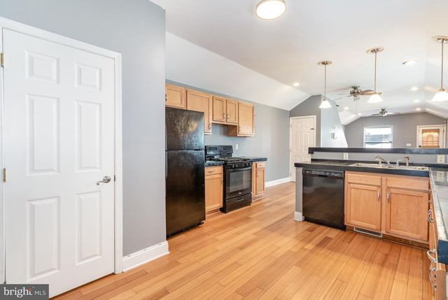 2136 SUSQUEHANNA ST, Harrisburg, PA 17110