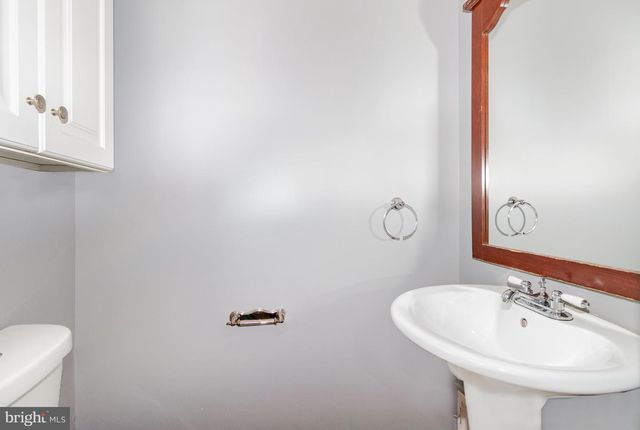 2136 SUSQUEHANNA ST, Harrisburg, PA 17110