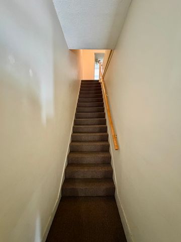 21 Bellevue St 3, Lawrence, MA 01841