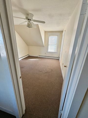 21 Bellevue St 3, Lawrence, MA 01841