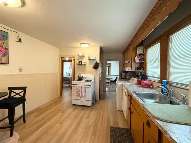 91 Shore Drive 2, Somerville, MA 02145