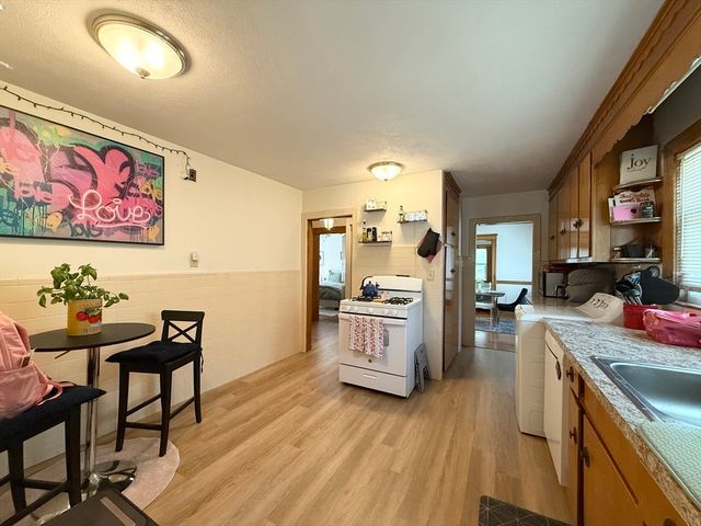 91 Shore Drive 2, Somerville, MA 02145