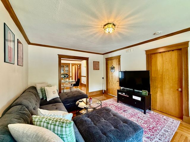91 Shore Drive 2, Somerville, MA 02145