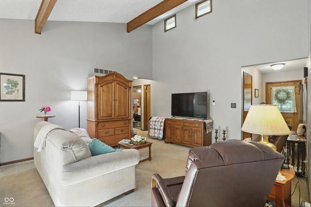 1712 S Flatrock River Road, Rushville, IN 46173