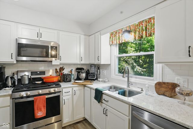 1712 S Flatrock River Road, Rushville, IN 46173
