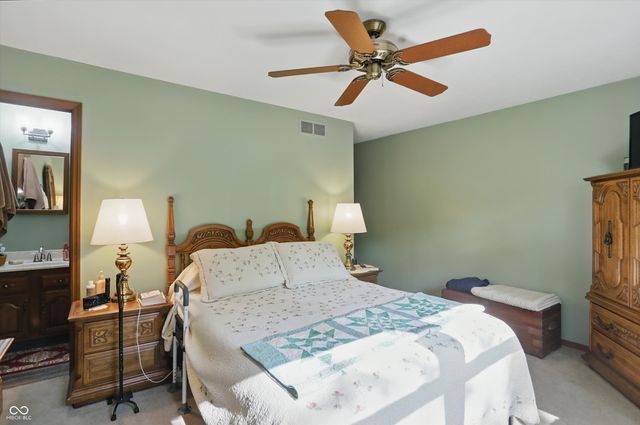 1712 S Flatrock River Road, Rushville, IN 46173