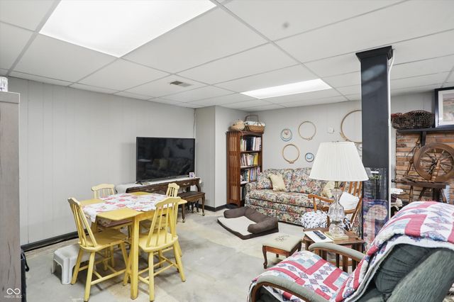 1712 S Flatrock River Road, Rushville, IN 46173