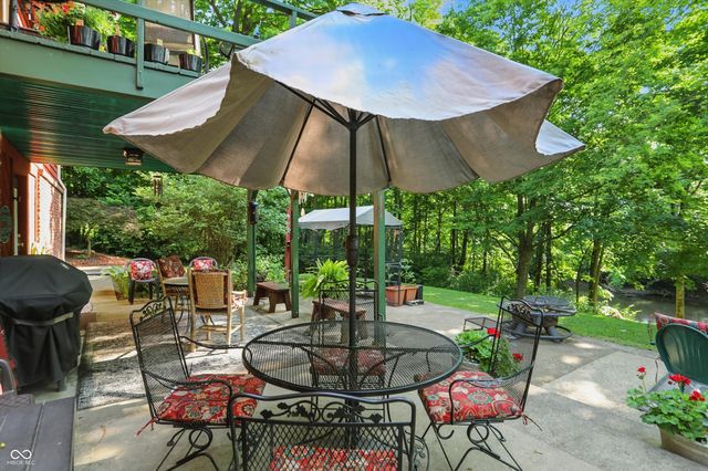 1712 S Flatrock River Road, Rushville, IN 46173
