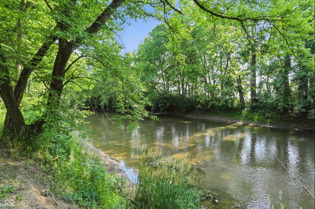 1712 S Flatrock River Road, Rushville, IN 46173