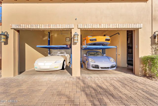 10935 E GRANDVIEW Way, Scottsdale, AZ 85255