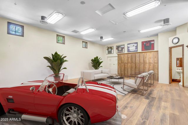 10935 E GRANDVIEW Way, Scottsdale, AZ 85255