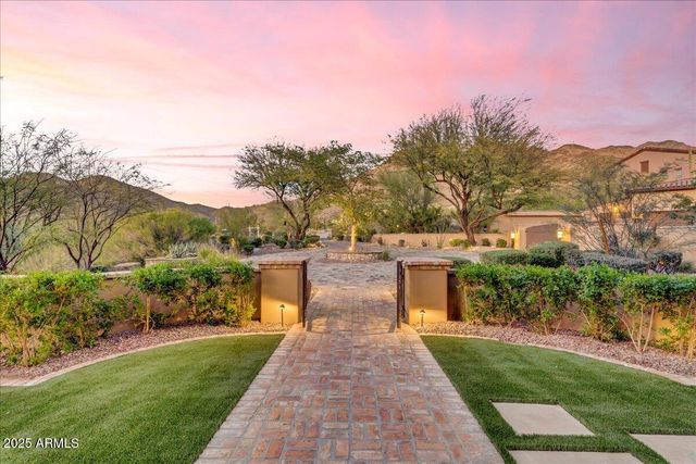 10935 E GRANDVIEW Way, Scottsdale, AZ 85255