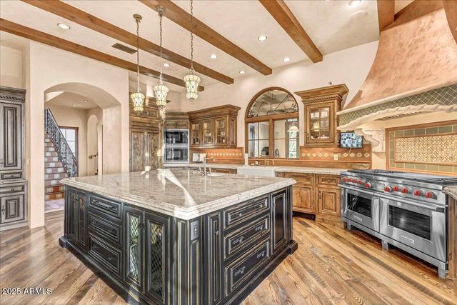 10935 E GRANDVIEW Way, Scottsdale, AZ 85255