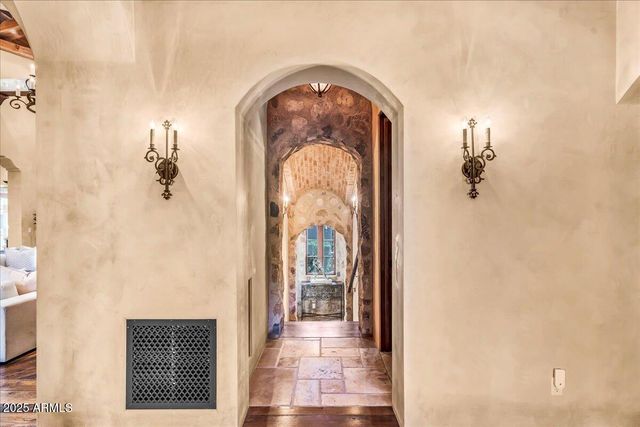 10935 E GRANDVIEW Way, Scottsdale, AZ 85255