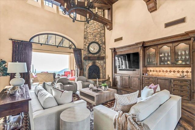 10935 E GRANDVIEW Way, Scottsdale, AZ 85255