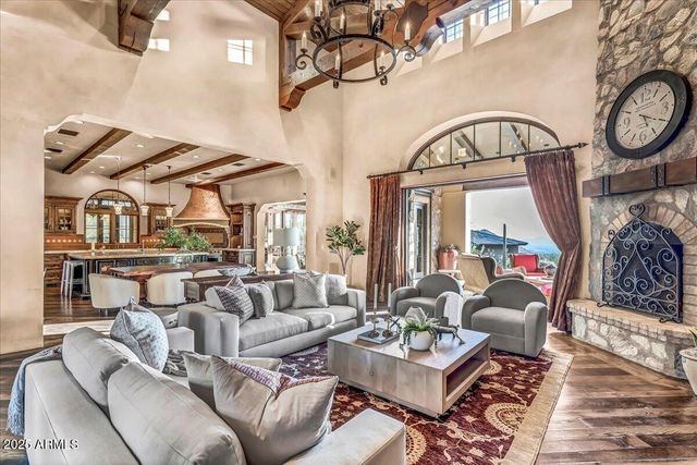 10935 E GRANDVIEW Way, Scottsdale, AZ 85255