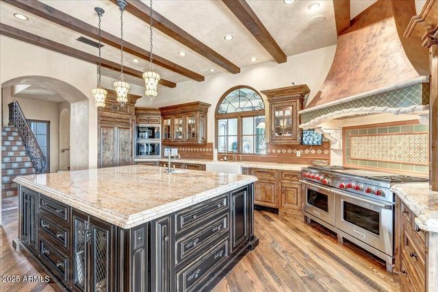 10935 E GRANDVIEW Way, Scottsdale, AZ 85255