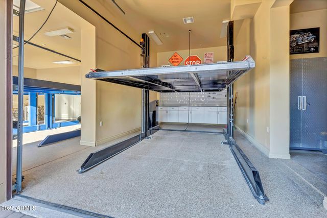 10935 E GRANDVIEW Way, Scottsdale, AZ 85255