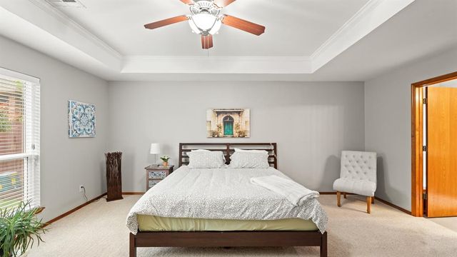 11201 Arbor Lake Drive, Oklahoma City, OK 73170